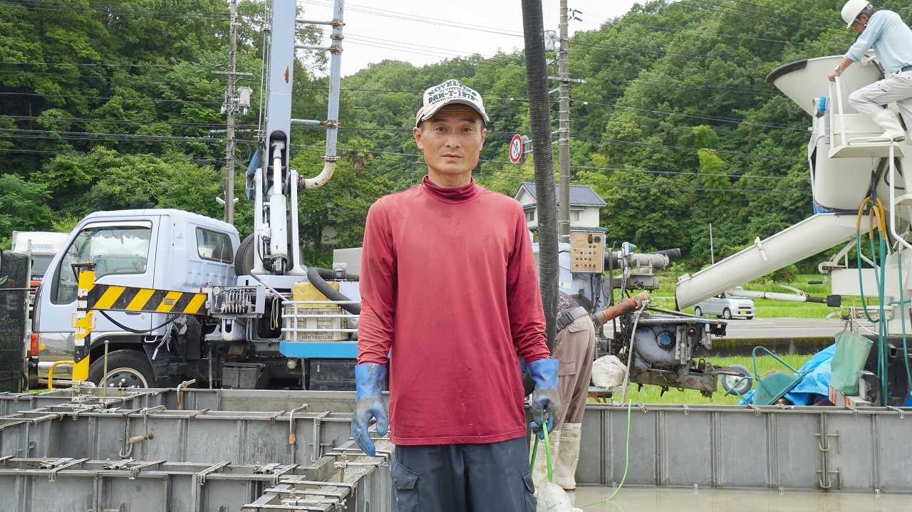 高場 信次