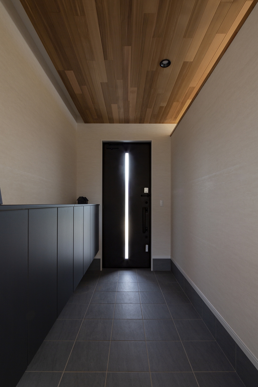 33坪の広がりのある家のEntrance