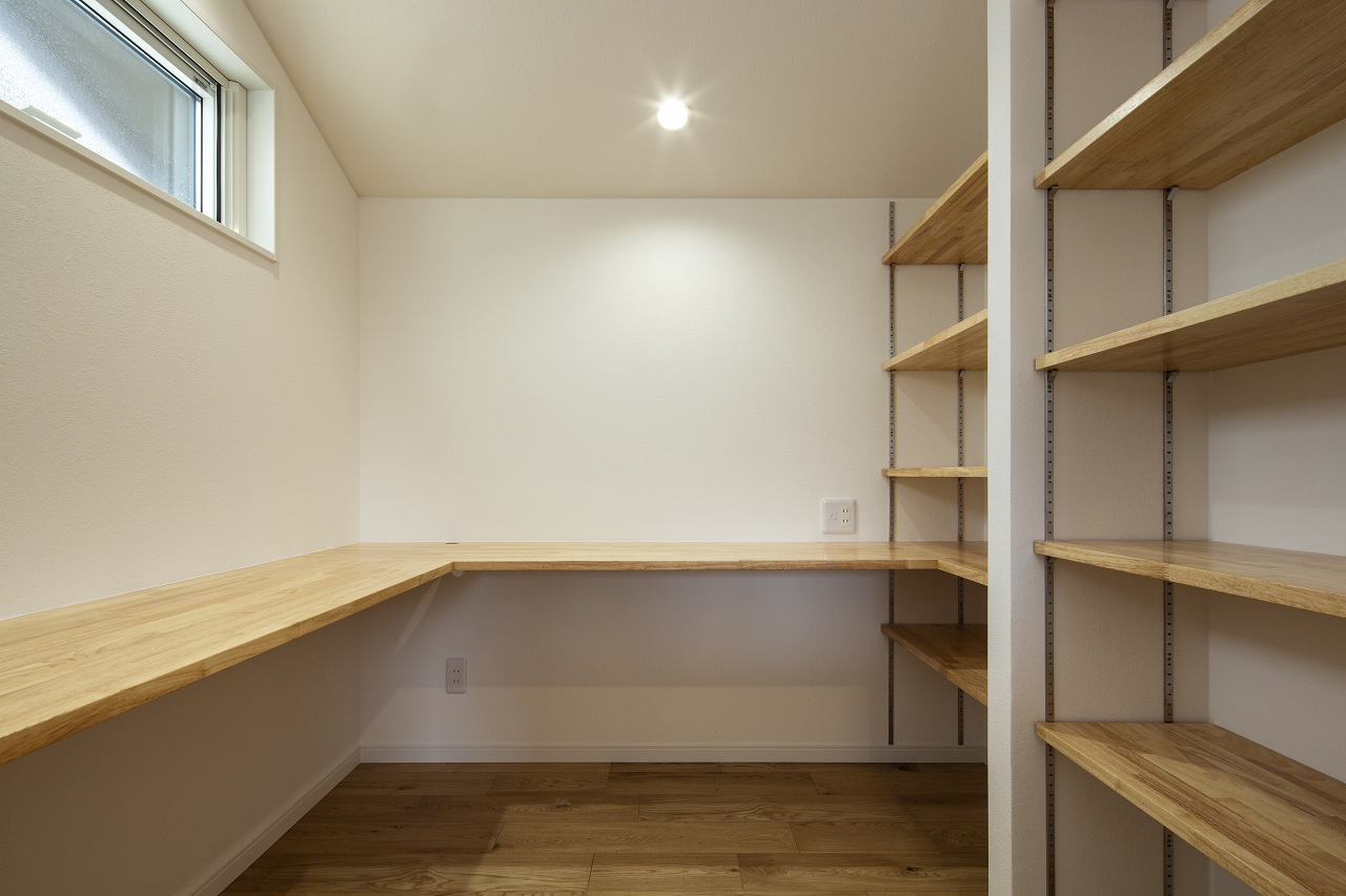 心地いい陽だまりの家のStudy Corner