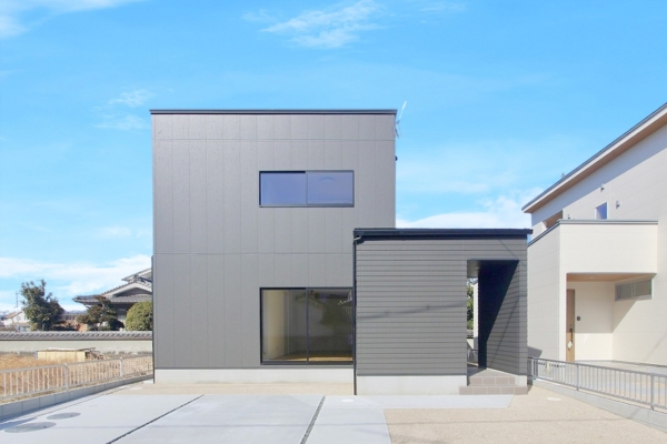 万能倉石神建売 2号B