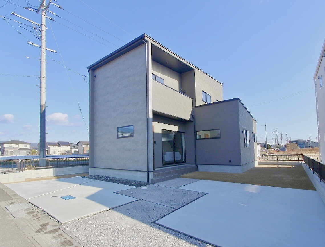 ガーデンヴィレッジ上山守A棟