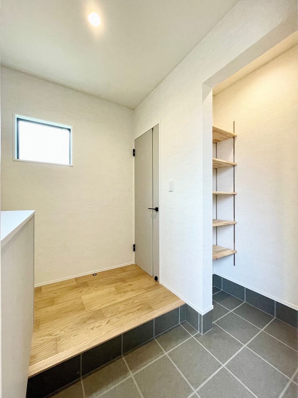 万能倉石神建売 2号B 写真