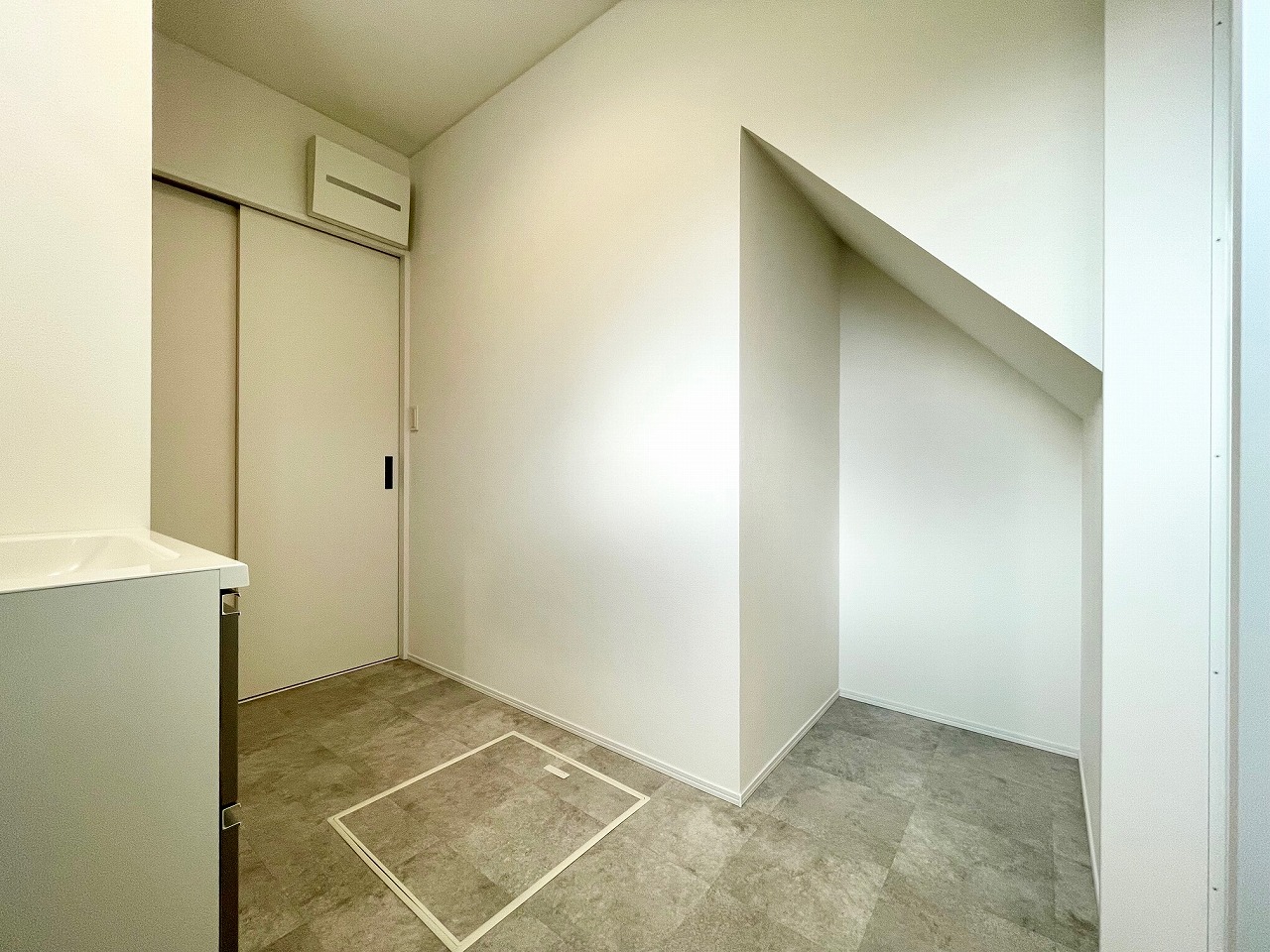 万能倉石神建売 2号B 写真