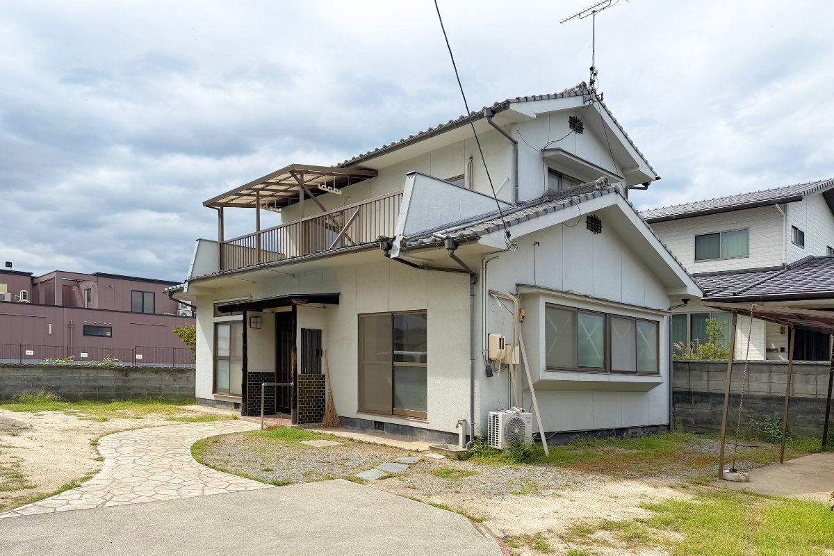 神辺町十三軒屋｜中古住宅