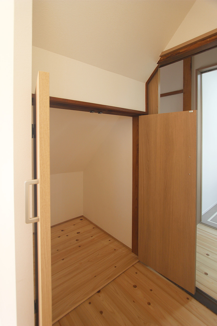 神辺町十三軒屋｜中古住宅 写真